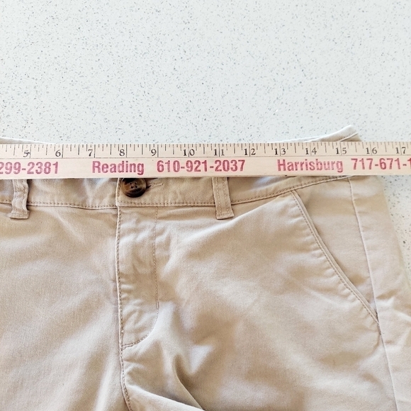 American Eagle Women's Size 6 Khaki Midi Shorts Super Stretch Preppy Causal ECU - Picture 9 of 12